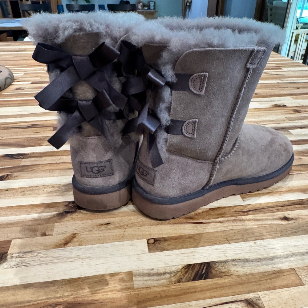 Ugg Bailey Button Storm Gray Shearling Boots - image 6